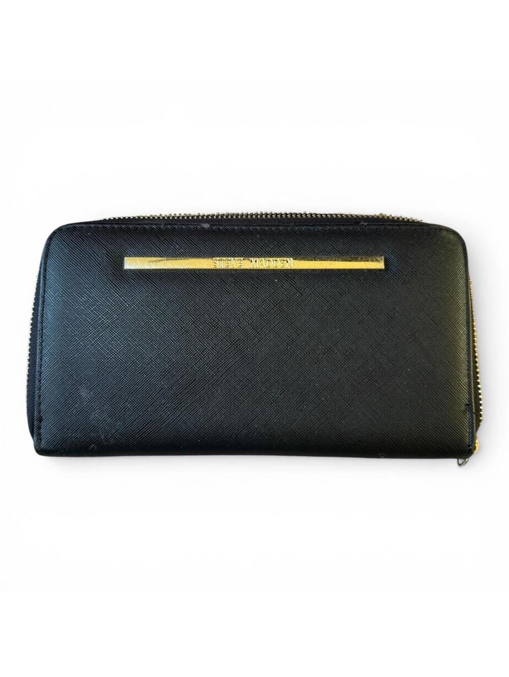 Steve Madden Large Black Pleather Wallet Bifold Gold Colored Hardware GC